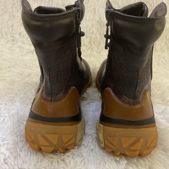 NIKE ZOOM KYNSI JACQUARD/FAUX LEATHER,WOMEN,BROWN/TAN WATERPROOF BOOTS.SIZE-7.5 - Picture 4 of 11